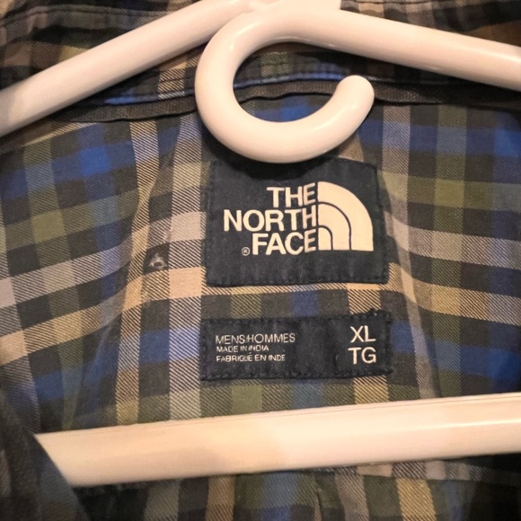 The North Face men’s XL blue button up - Picture 3 of 4